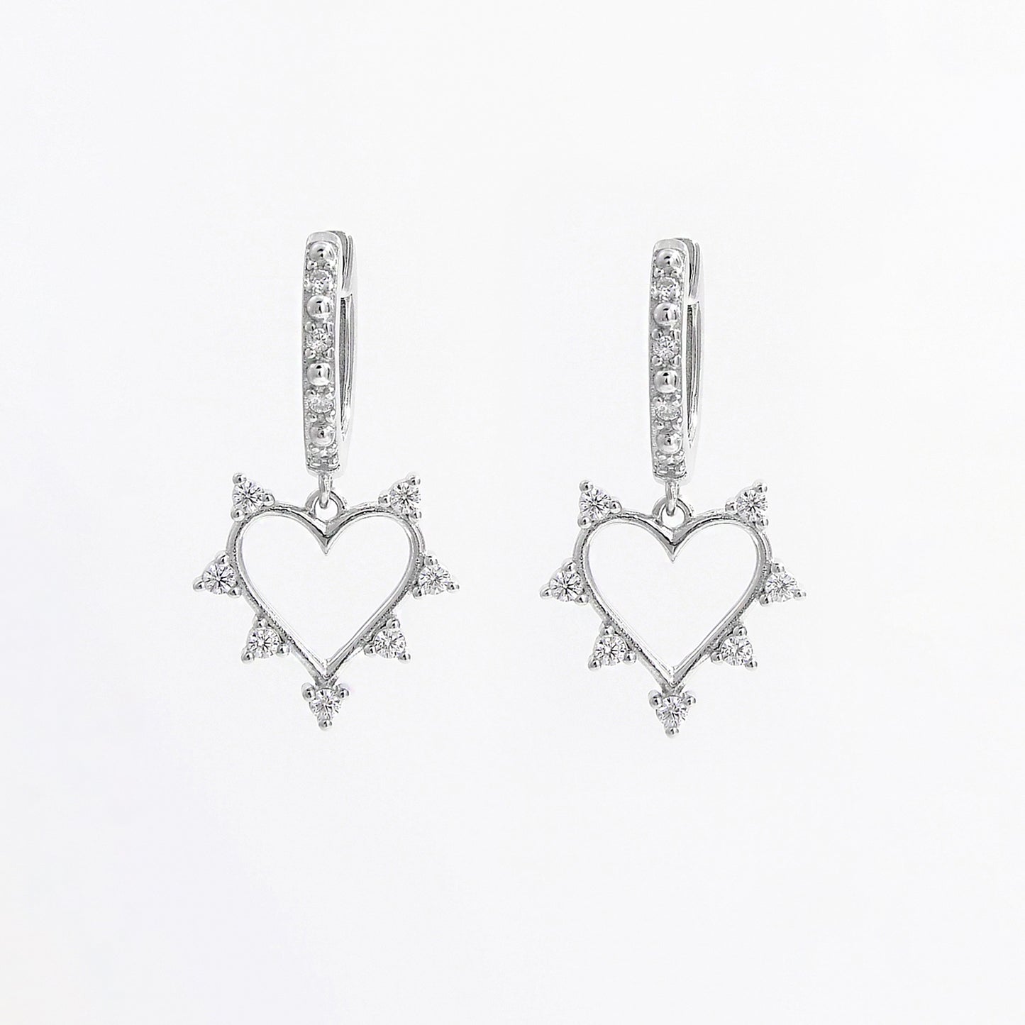 Boucles d'oreilles pendantes en forme de cœur en argent sterling 925 avec zircon incrusté