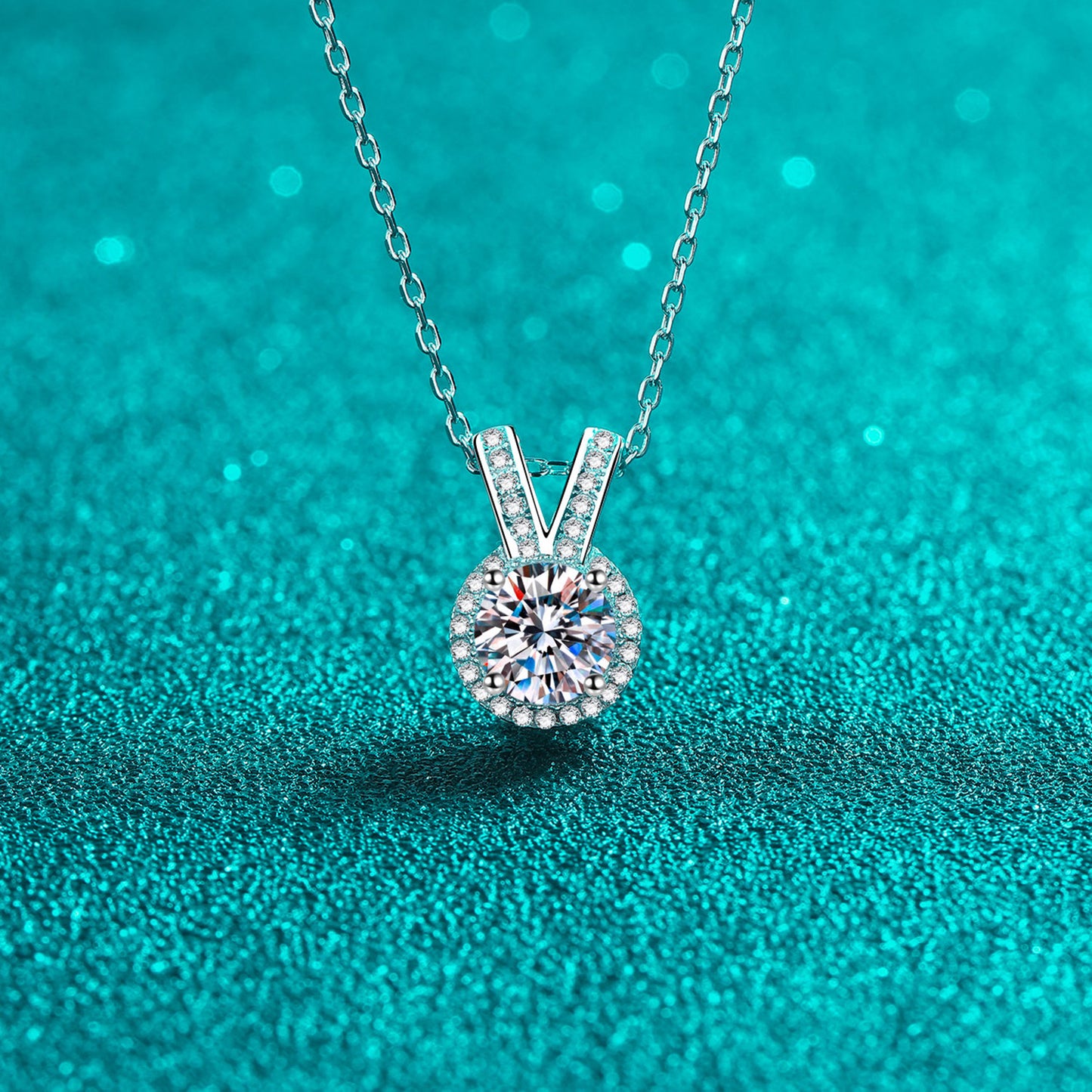 Collier pendentif en forme d'oreilles de lapin Moissanite 1 Carat