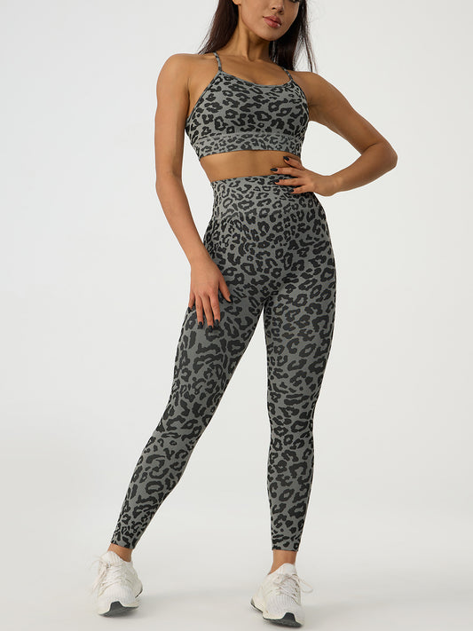 Conjunto activo de leggings y top entrecruzado de leopardo