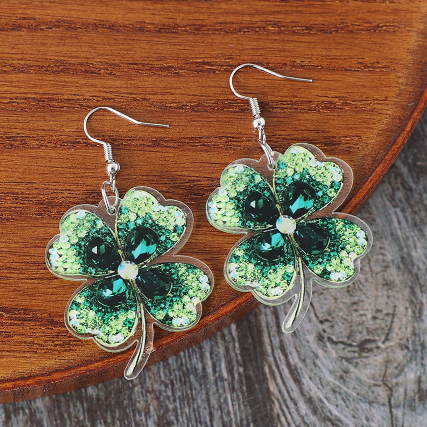 Boucles d'oreilles pendantes en acrylique Lucky Clover