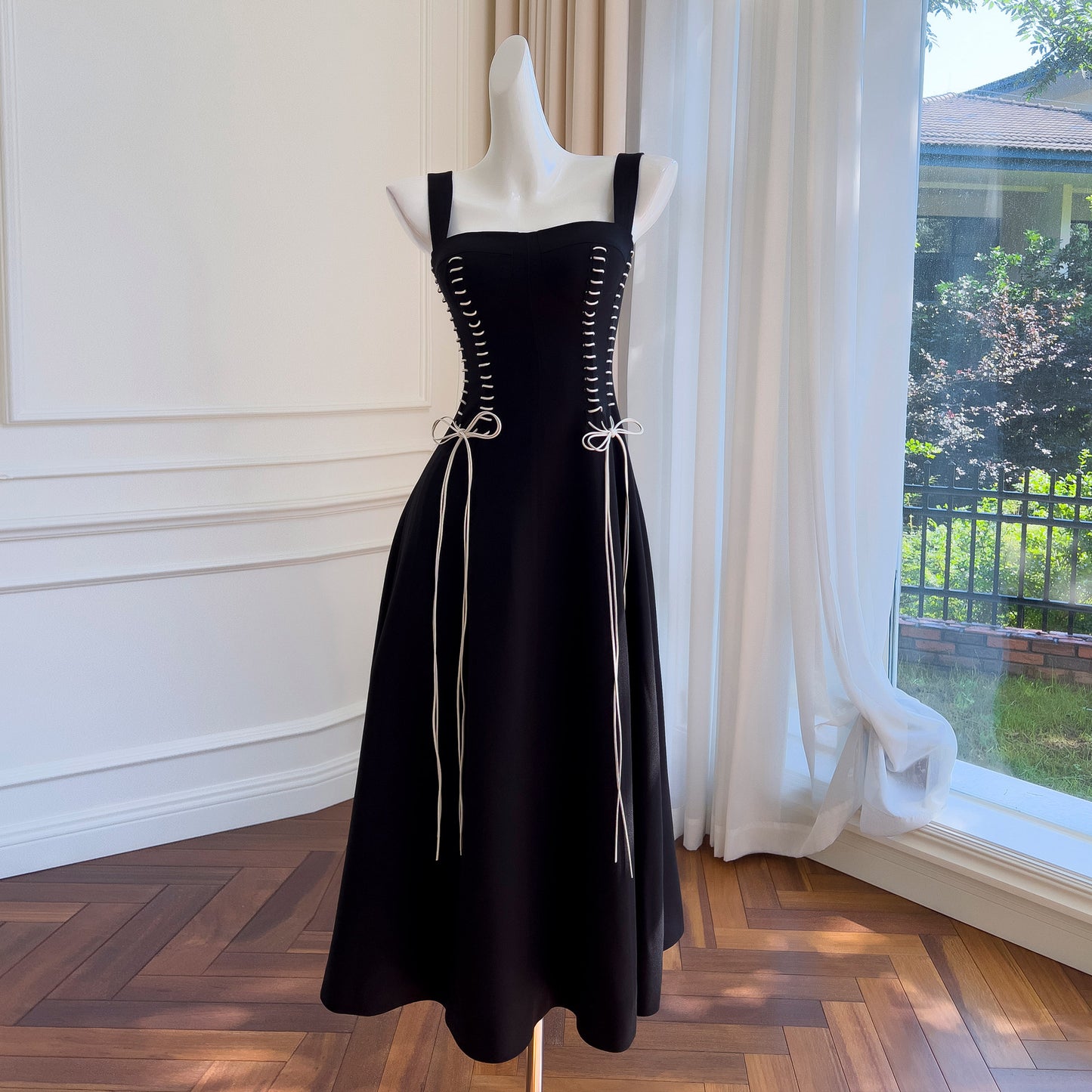 Vestido largo ajustado con cordones estilo Hepburn, pequeño, negro, elegante y adelgazante para mujer