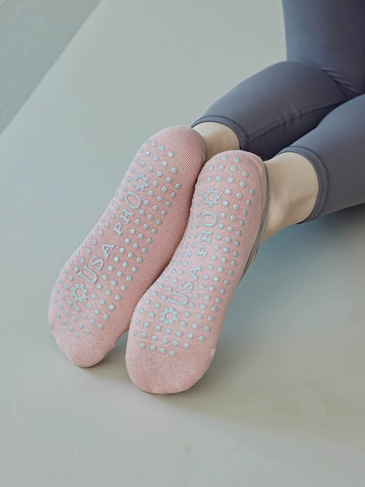 Chaussettes de Yoga professionnelles antidérapantes pour femmes, chaussettes d'été fines en coton pour l'entraînement et la danse, chaussettes de sport Pilates d'intérieur en bateau