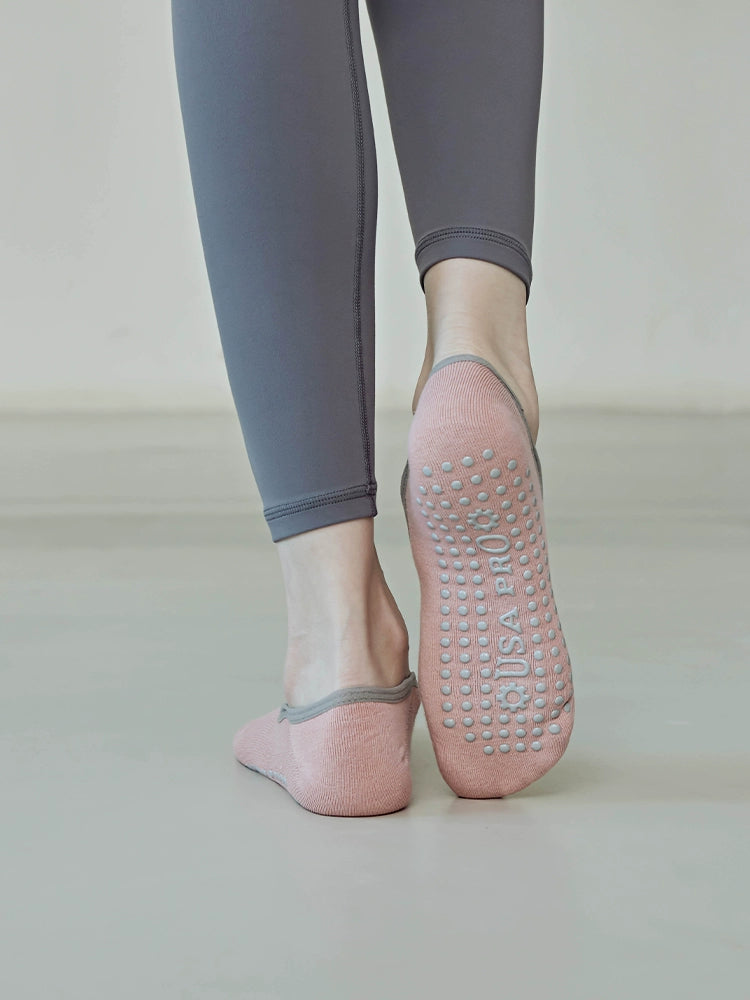 Chaussettes de Yoga professionnelles antidérapantes pour femmes, chaussettes d'été fines en coton pour l'entraînement et la danse, chaussettes de sport Pilates d'intérieur en bateau