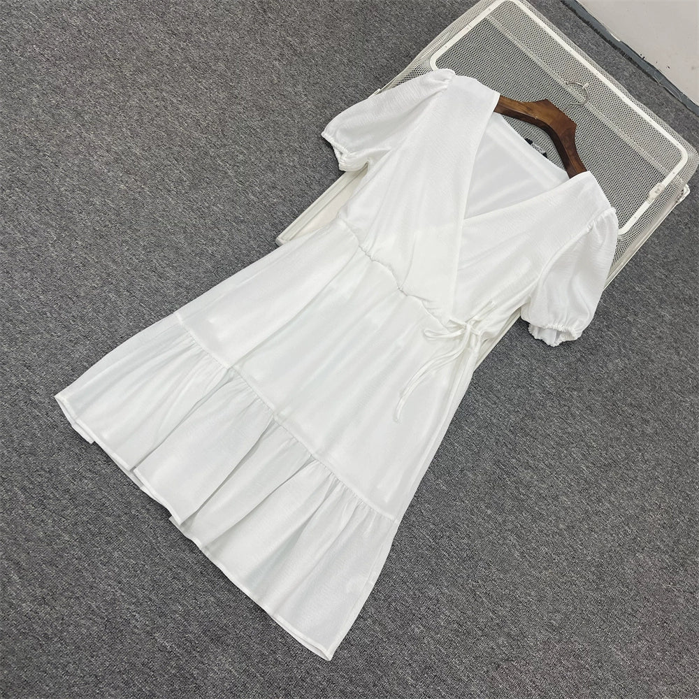 Robe blanche à col en V et taille lacet, grande taille, manches courtes