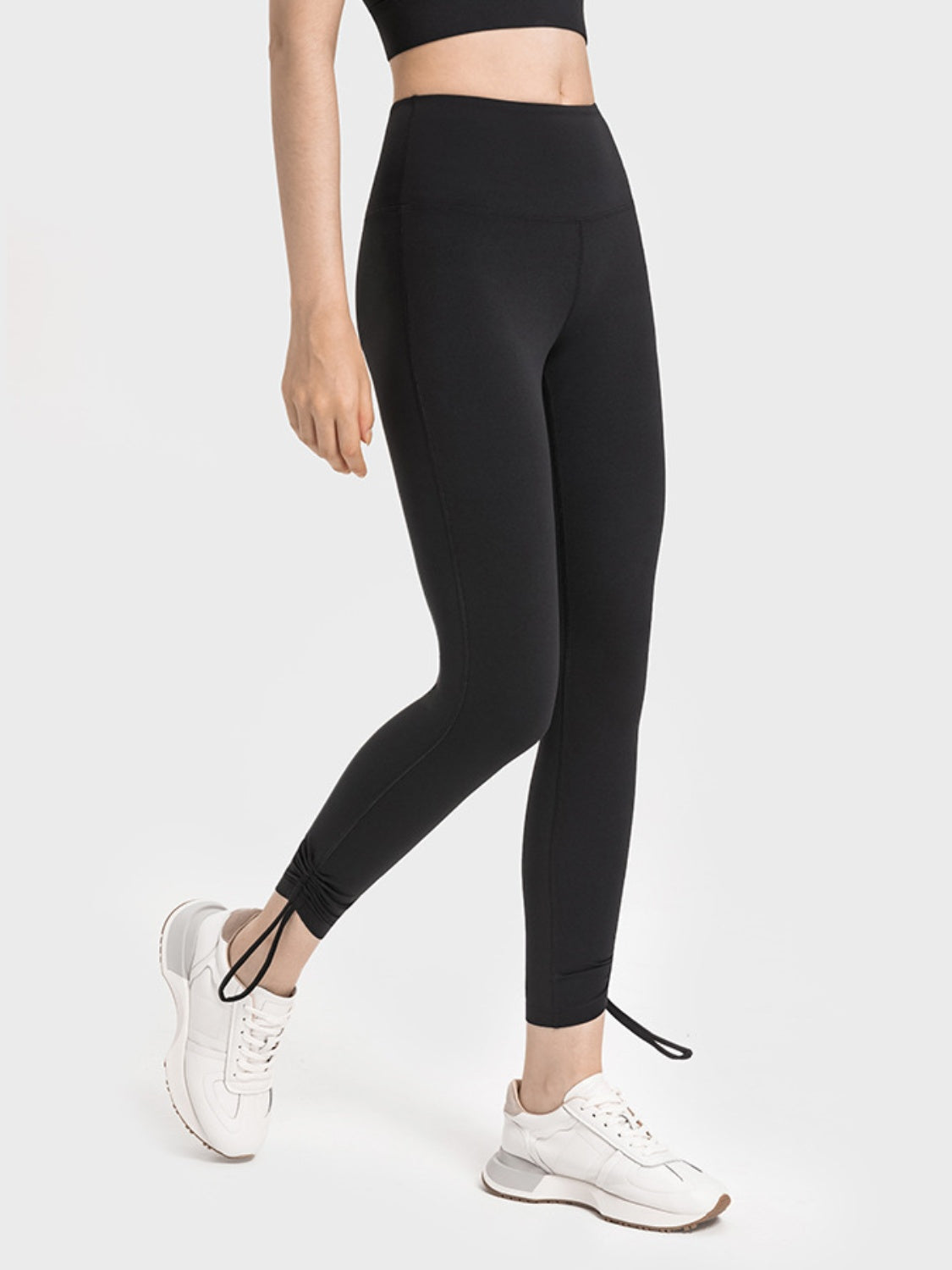 Pantalon actif taille haute avec cordon de serrage